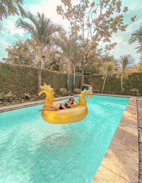 vaniawho nackt sexy bilder