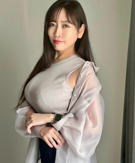 blonde asiatische onlyfans heiße nackt foto