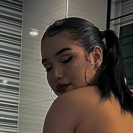 Katherine Alvarez heiße bilder