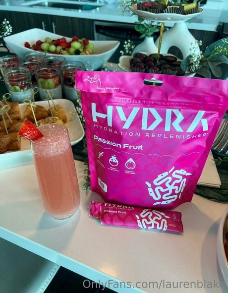 laurenblake xxx kunst archiv