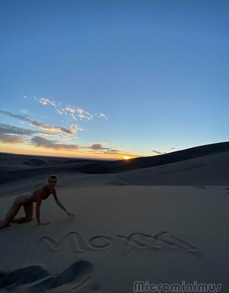 Love Moxxi nacktheit akt bilder