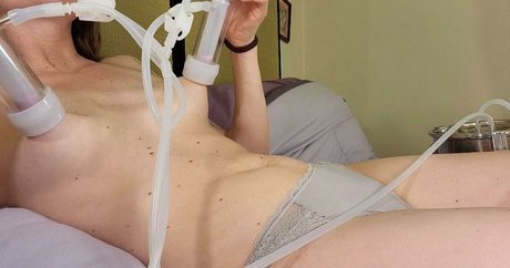 Yummyfreshmilfmilk xxx top foto