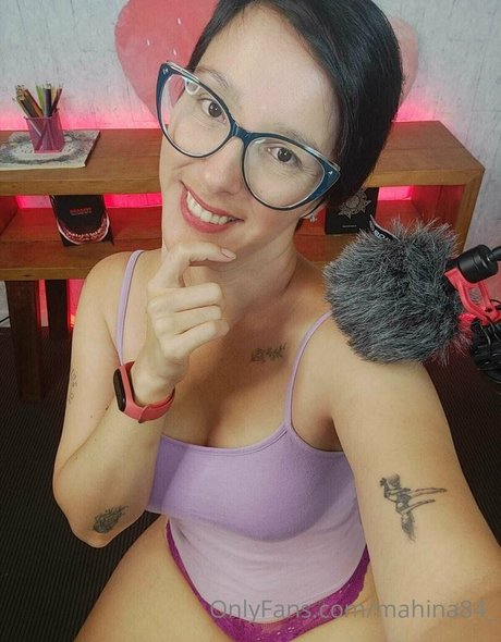 mahina84_ model porno galerie