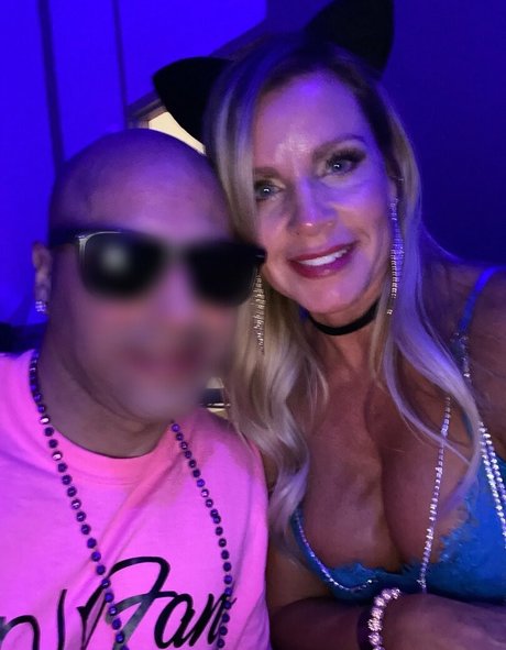 haro2020of model hübsche bilder