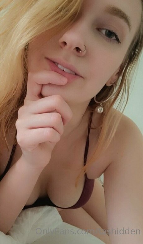 Tashidden exklusive erotische galerien