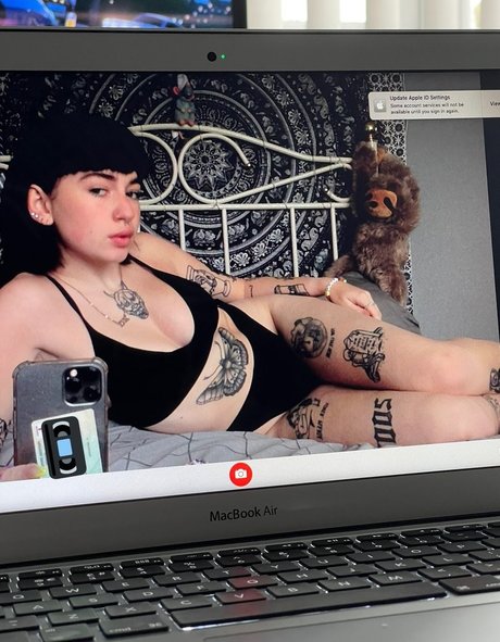 Morgan Beckers model exklusive fotos