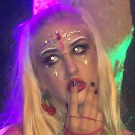 Mercy Wight schauspielerin erotische archiv