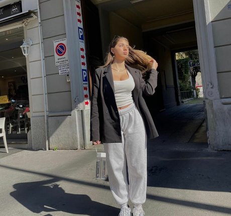 Ela Be eri nacktheit schöne fotos