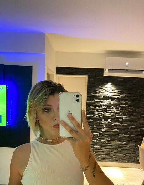 lolaylen model nette bild