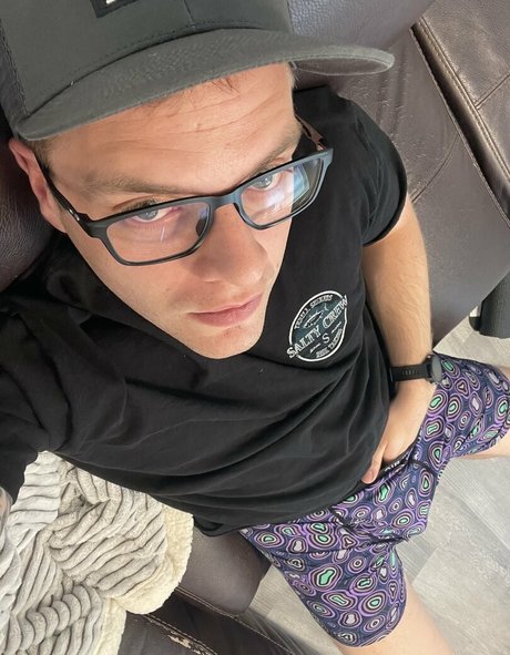 heyitskalen perfekte nackt bilder