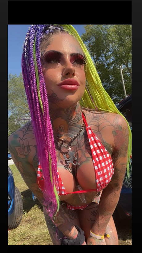 _2_ model schöne bild