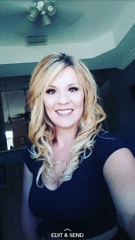 LOLO freie akt galerien