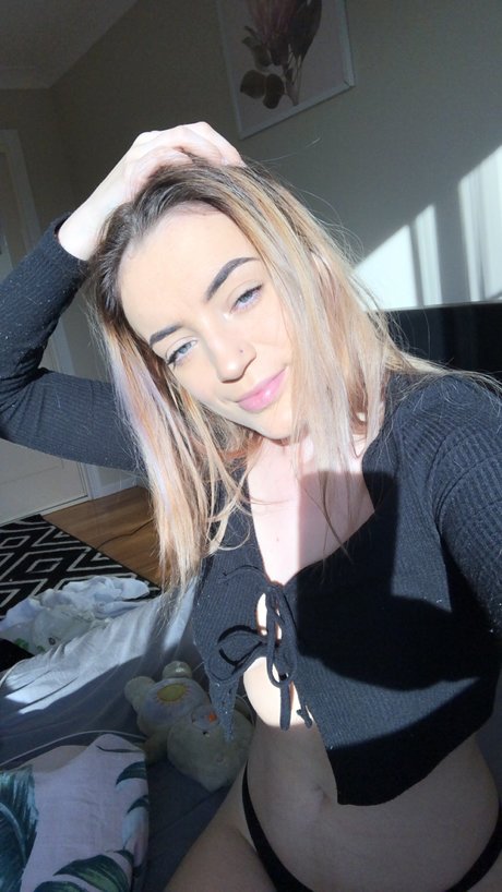 georgia faulks perfekte exklusive bild