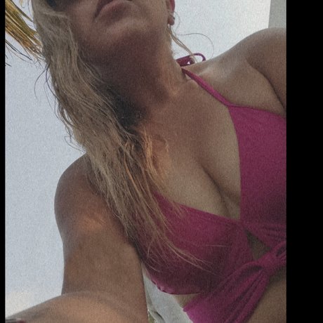 _Your Queen_ kostenlose nackten galerie