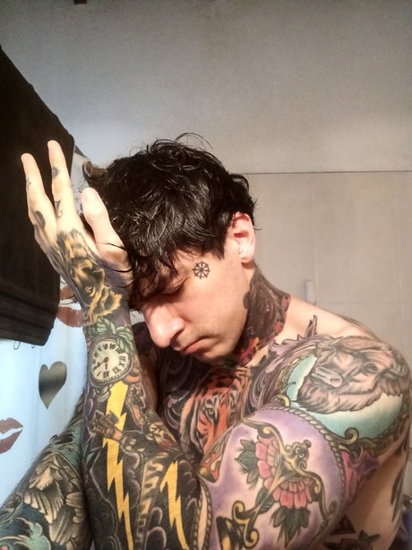 Marshall Perish nacktheit porno fotos