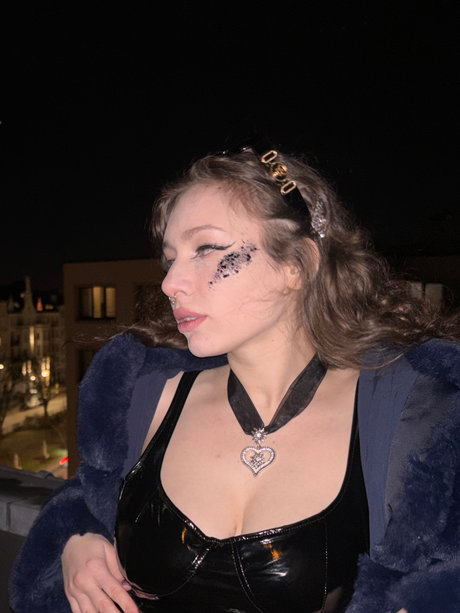 Sonya Marmeladova heiße erotische archiv