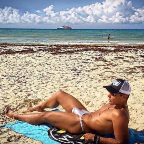 Andres Velez hd pornostar galerie