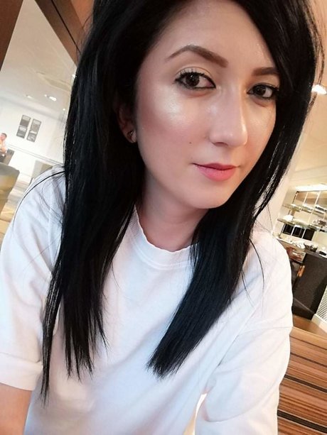 Anca erwachsene fotos