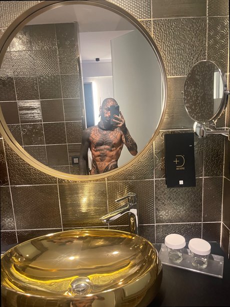 Shaymann Tattoo schauspielerin nette bilder