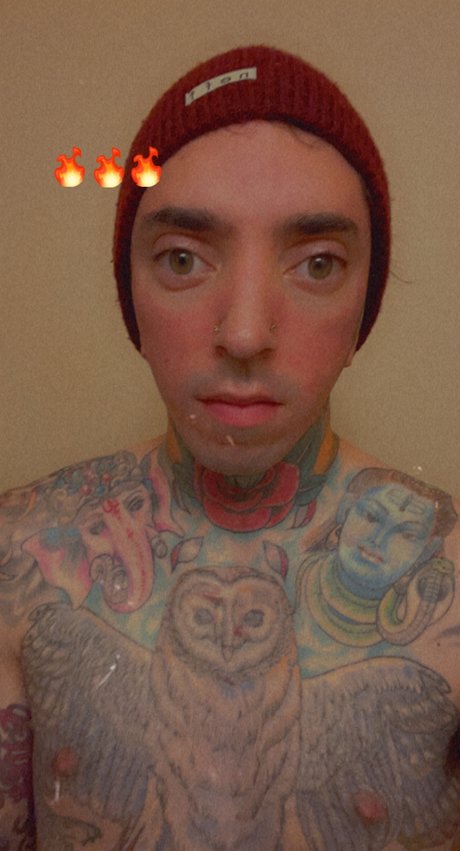 Matthew Secker kostenlose akt archiv