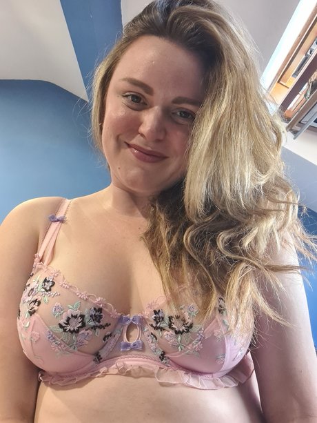 Sashsta hübsche nackten galerien