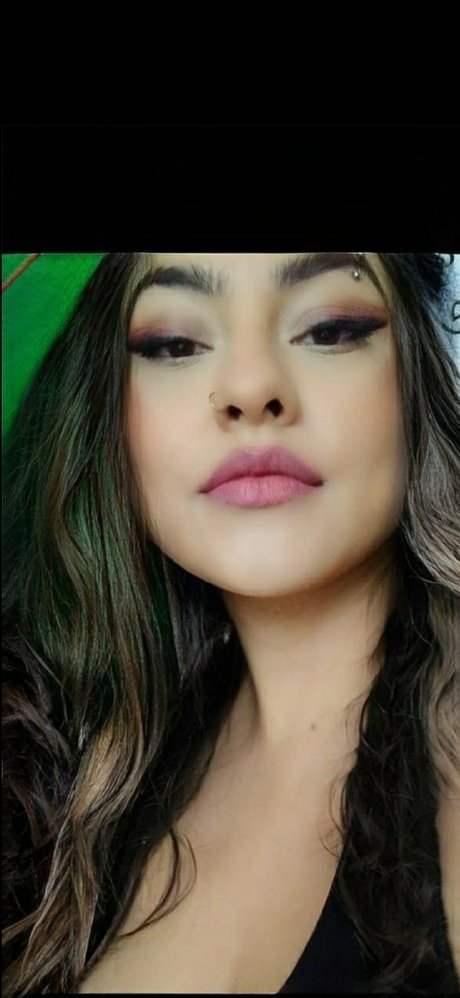 Yeni Jim nez top pornographische foto