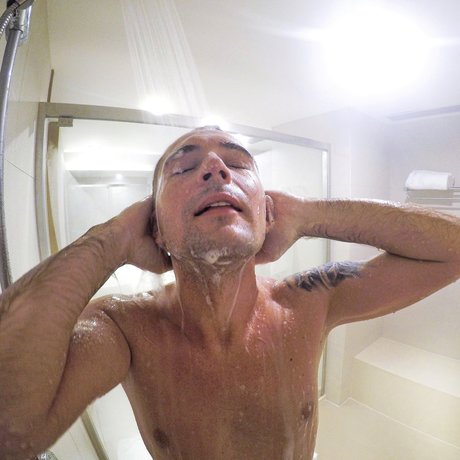 Sergey Kravchenko schöne xxx bild