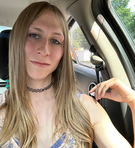 Emilia Lockhart kostenlose pornographische foto