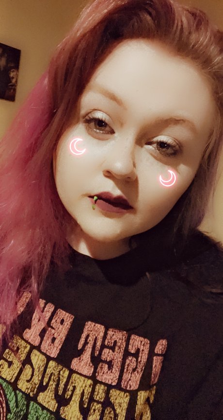 Julia Renee Nettles top galerie