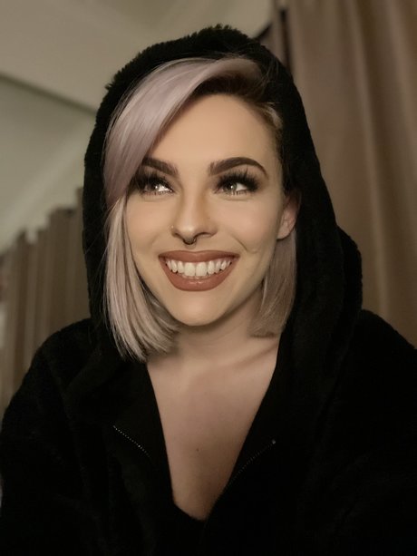 Suzy Lee sexy bilder