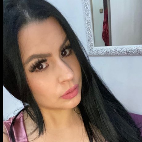 _Rosy_ nackt pornographische bilder