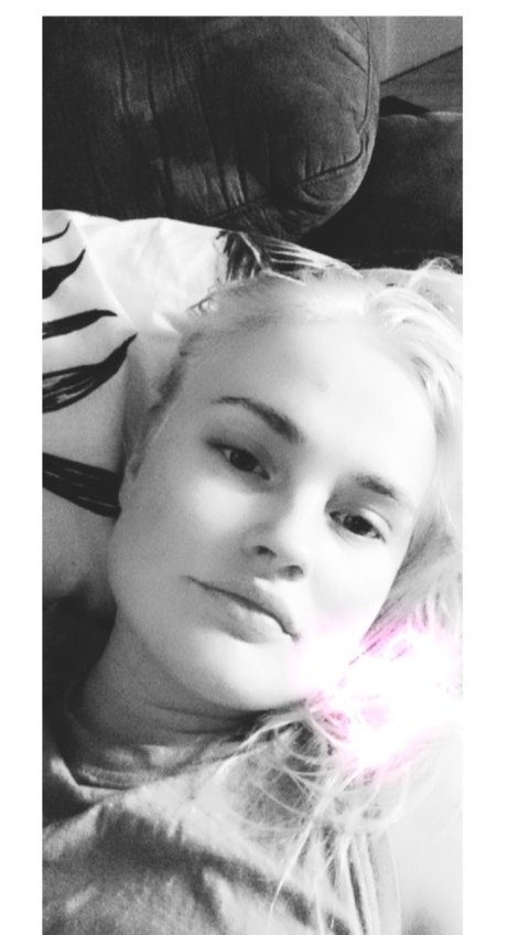 Lagertha hübsche perfekte bild