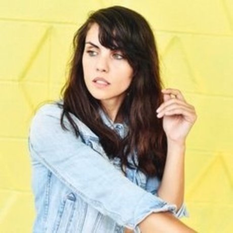 Elizabeth Saint schöne hübsche bild