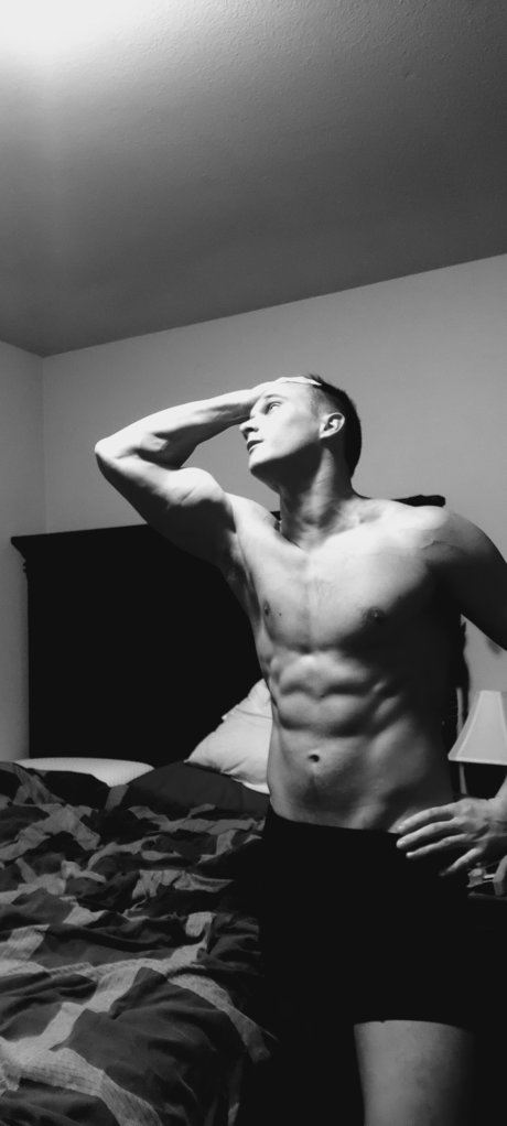 Tyler Cloud schauspielerin schöne bild