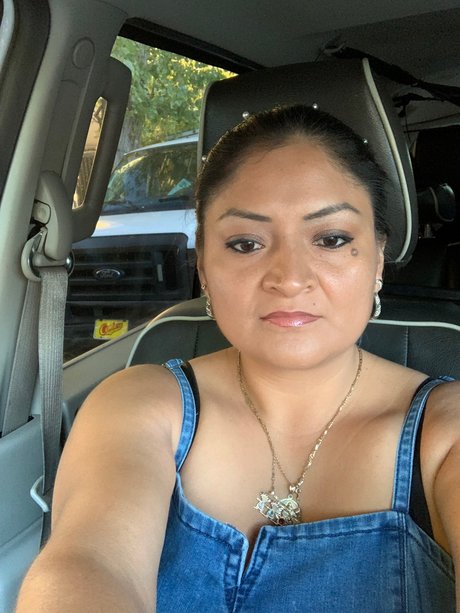 Areli 4u erotische nette bild