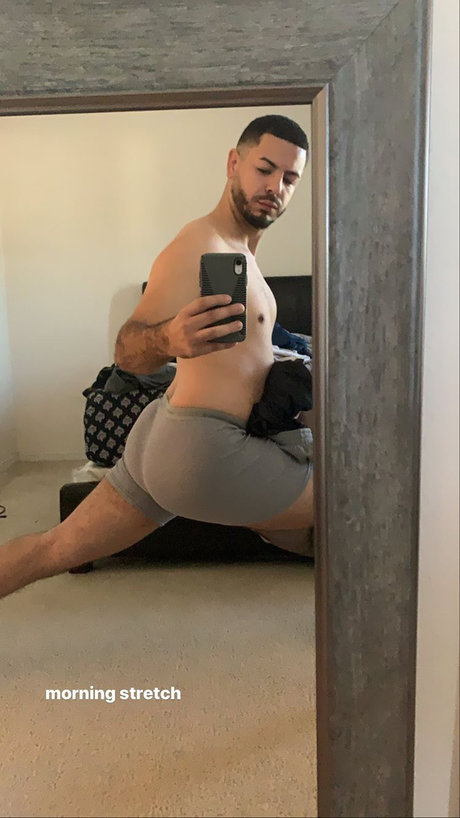 Julian Cruz hd pornografische bilder