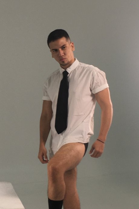 Aaron viera nackt freie foto