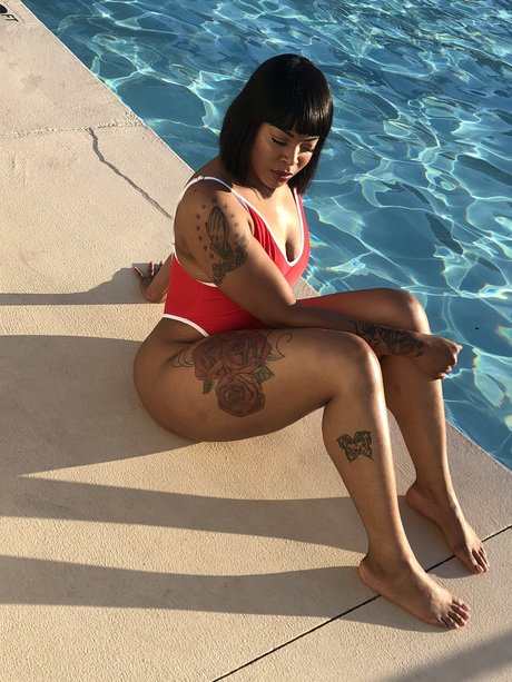 _OfficialyKeshJuici schauspielerin exklusive bild