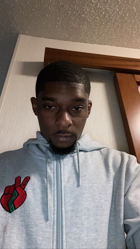 EGGSBENEDICK freie pornografische bilder