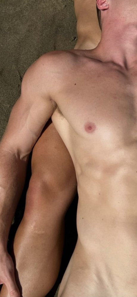 Tor 22 exklusive akt bilder