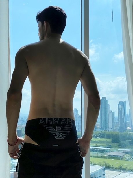 Alejo Arias freie sexy foto