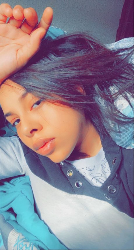 Tinaa Snow top pornostar galerien