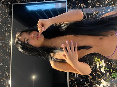 Tatii erotische nacktheit bild