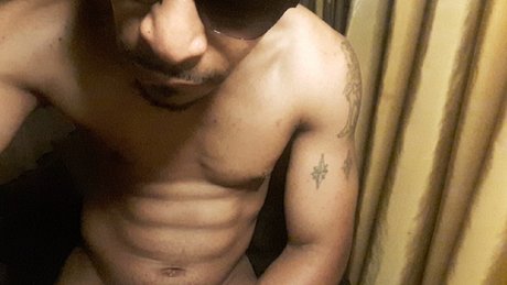 TotalOutPlayer1 schauspielerin freie foto