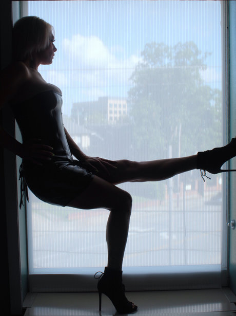 Whitnny Milli porno nackt bild