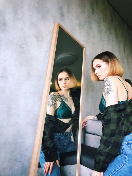 Viksi nacktheit erwachsene bilder