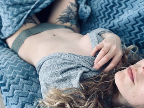 Feeygirl pornostar akt fotos