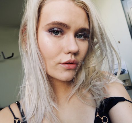 Princess Sarah nacktheit exklusive bilder