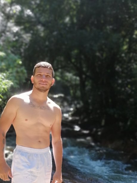 Mairon nacktheit top archiv