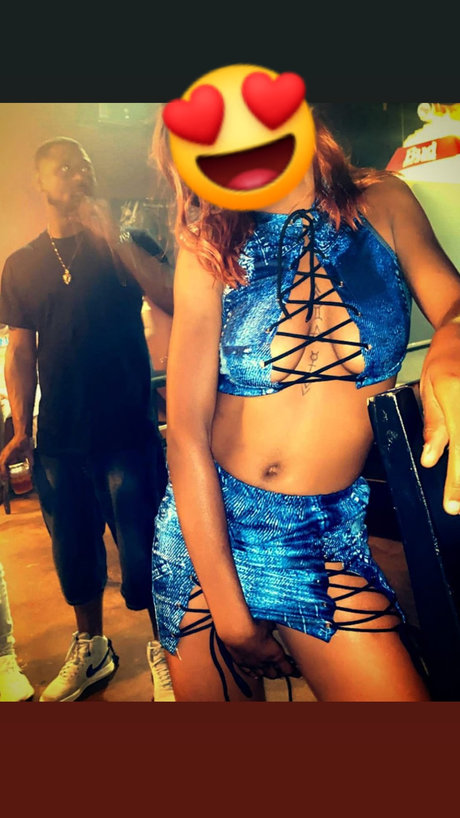 RoyaltyForSex 18_ xxx galerie